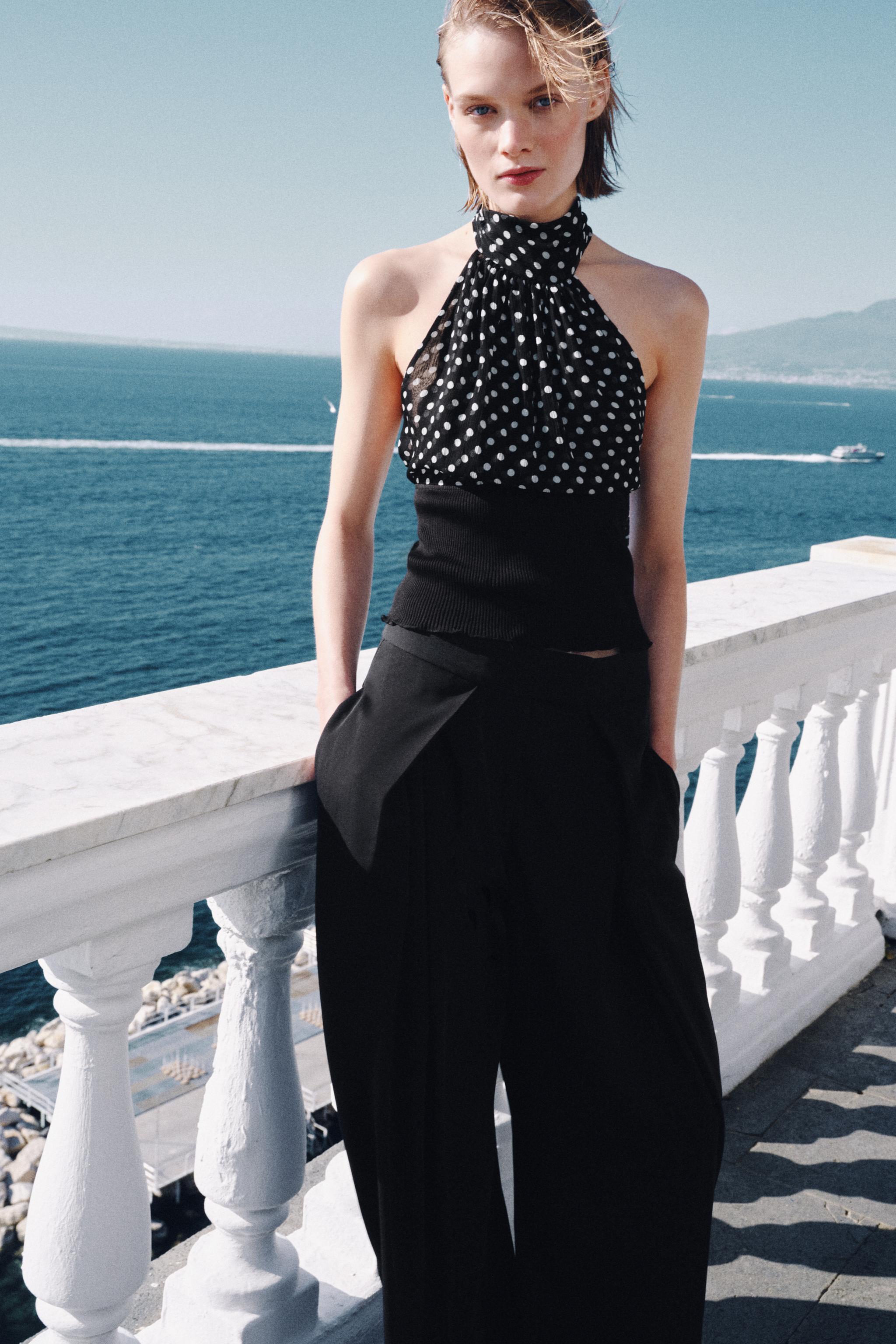 POLKA DOT HALTER TOP